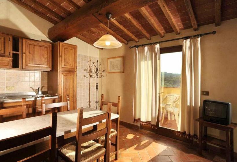Апартаменты 1 Спальня, Farmhouse With Swimming Pool Surrounded By Greenery In San Donato Fronzano, Apartments With Air Cond