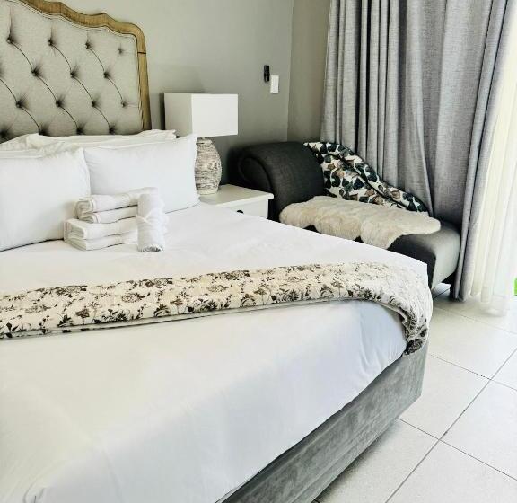 プレミアムルーム, C Est La Vie Boutique