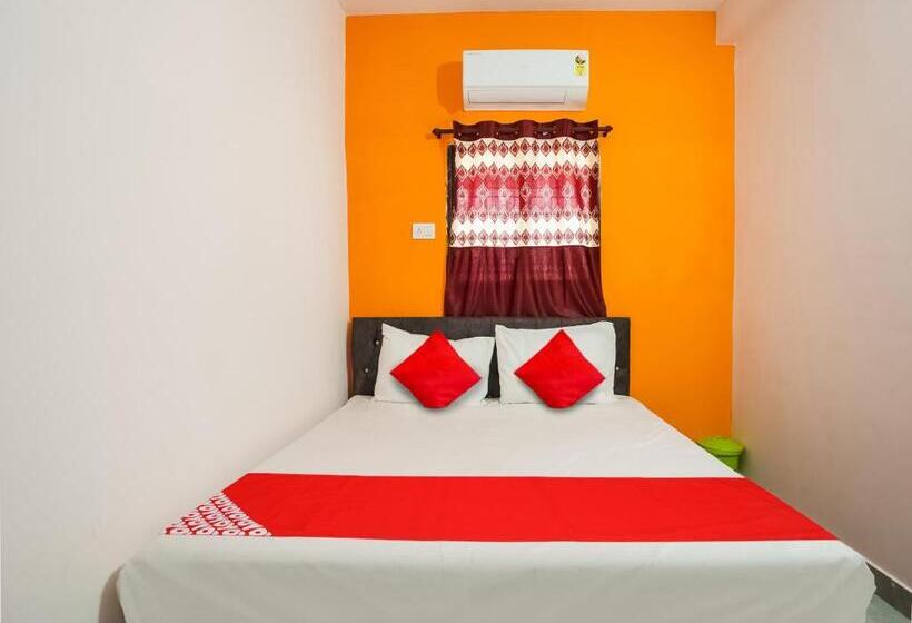 三人经典房间, Oyo Anand Lodging & Restaurant