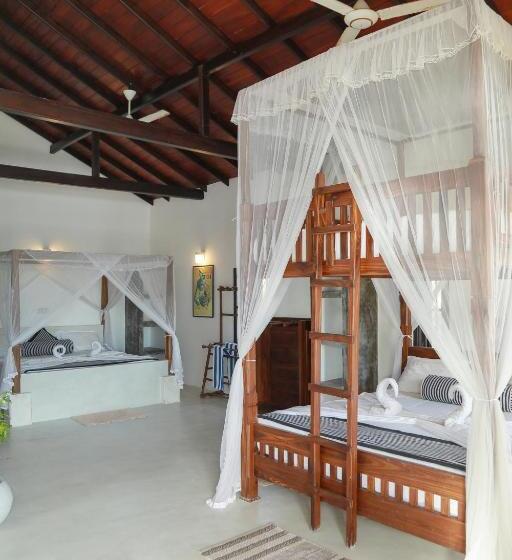 غرفة عائلية, Villa Emmanuel