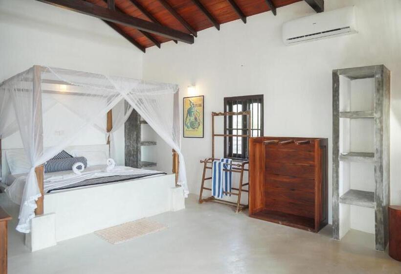 غرفة عائلية, Villa Emmanuel