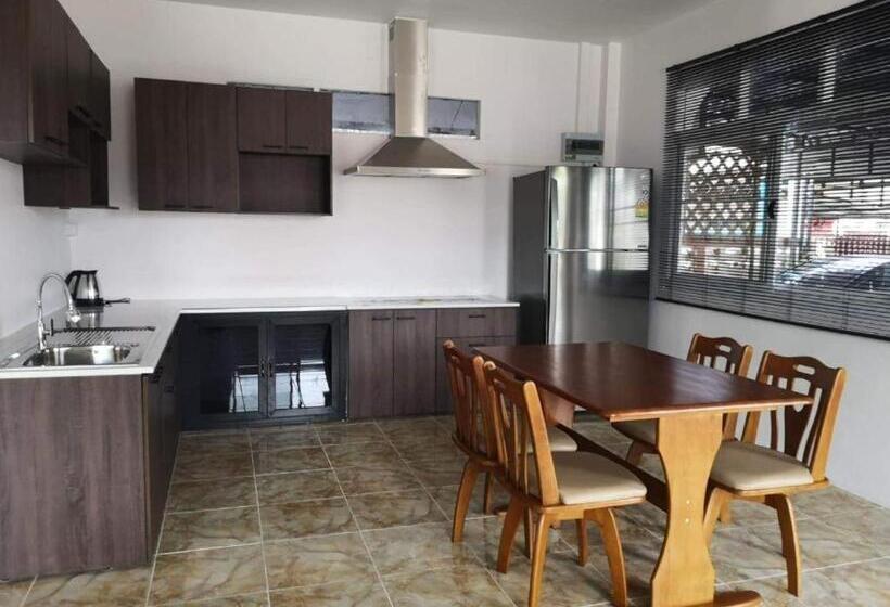 Apartamento 2 Quartos, Baan Sabaijai Viking Home