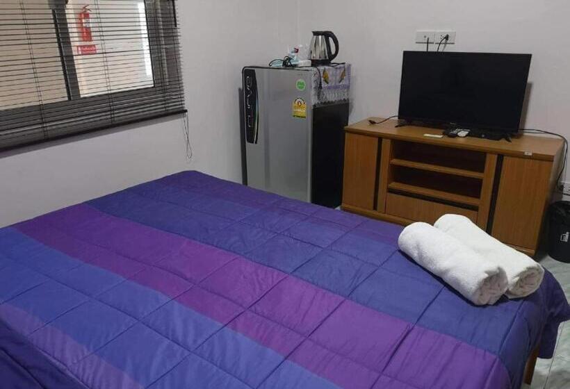 Quarto Familiar, Baan Sabaijai Viking Home