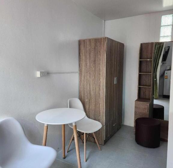 Quarto standard, Baan Sabaijai Viking Home