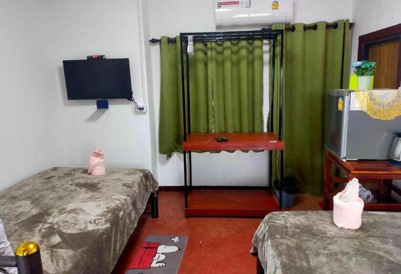 Quarto standart com varanda, Baan Sabaijai Viking Home