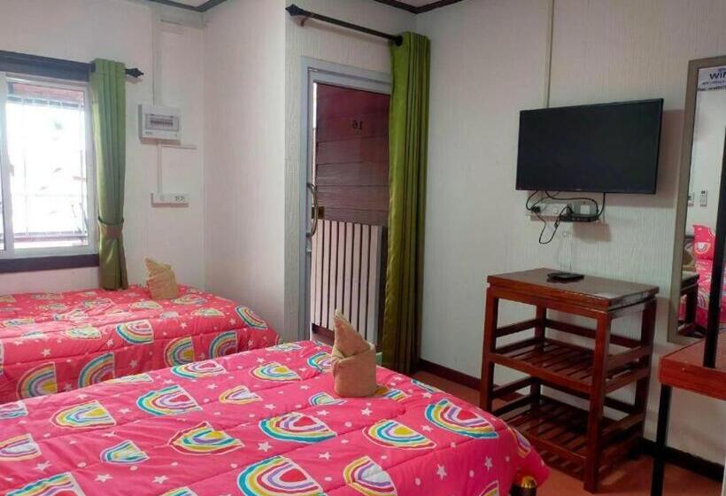 Quarto standart com varanda, Baan Sabaijai Viking Home