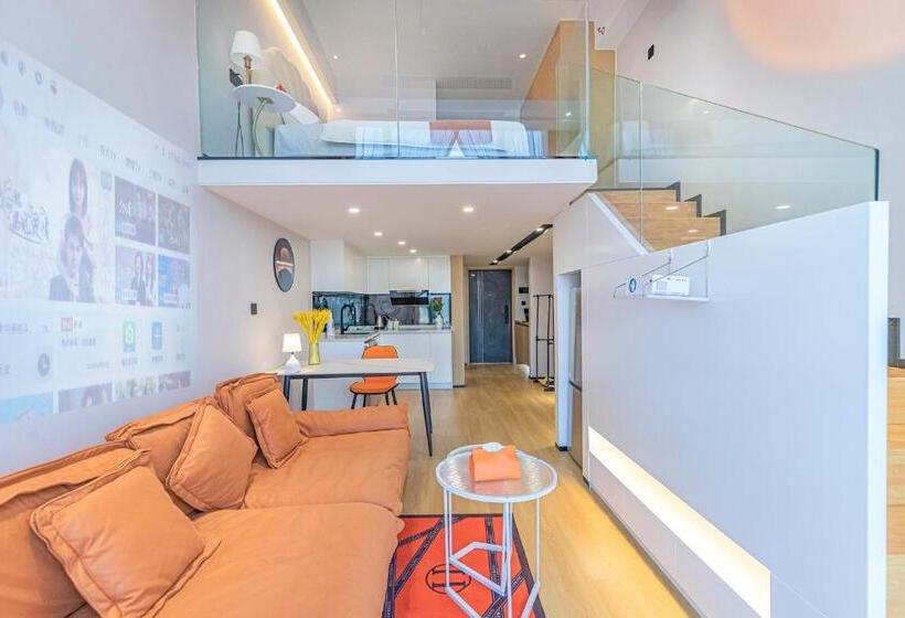 اتاق لوکس, Kunming Dianchi Mideel International Apartment   South Asian Style Fuhai Metro