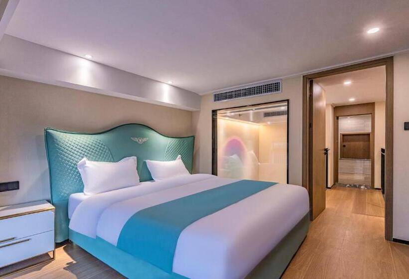 Люкс 2 Спальни, Kunming Dianchi Mideel International Apartment   South Asian Style Fuhai Metro