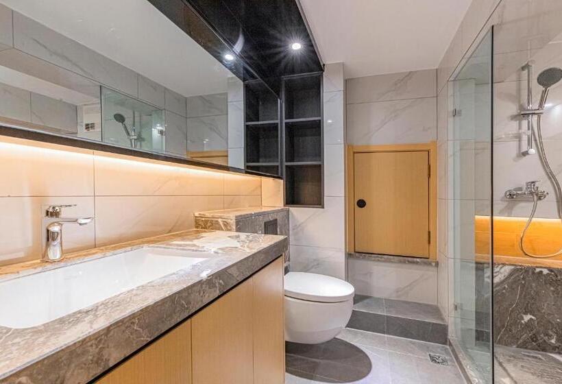 سوییت لوکس, Kunming Dianchi Mideel International Apartment   South Asian Style Fuhai Metro