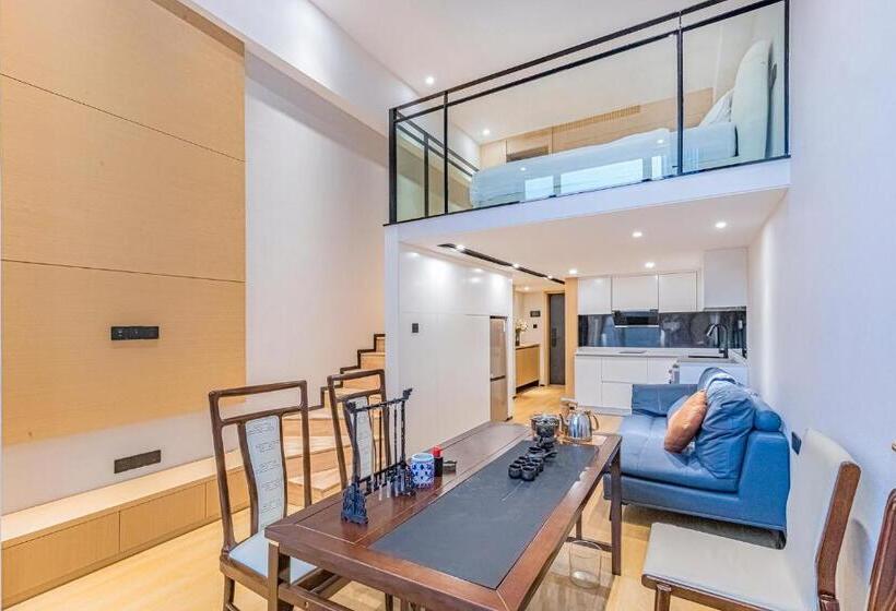 سوییت لوکس, Kunming Dianchi Mideel International Apartment   South Asian Style Fuhai Metro