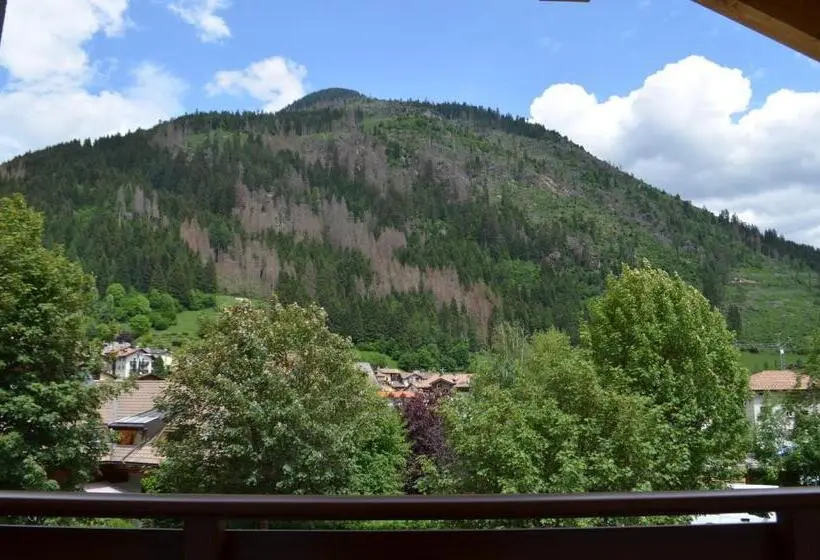 山の見えるスーペリアルーム, Aria Alpina Guest House Affittacamere