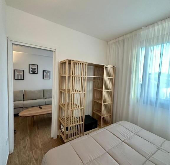 اتاق لوکس, Dome House