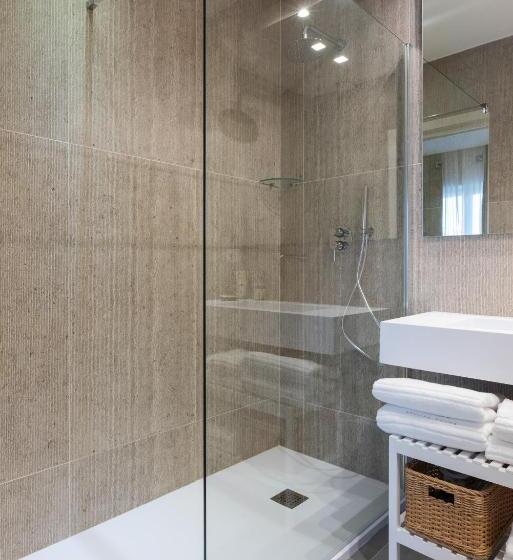 חדר סטנדרט לשלושה עם מרפסת, Il Pumo   Apulian Rooms Bari Savoia