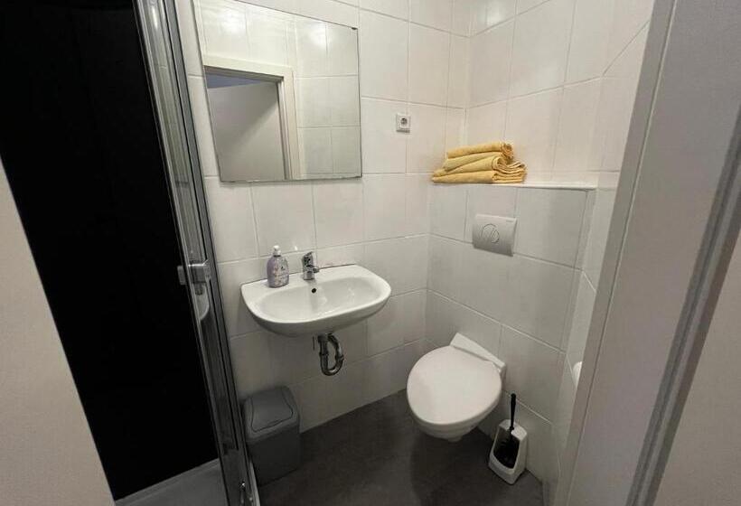 スタンダードルーム, Monteurunterkunft Zum Mohr