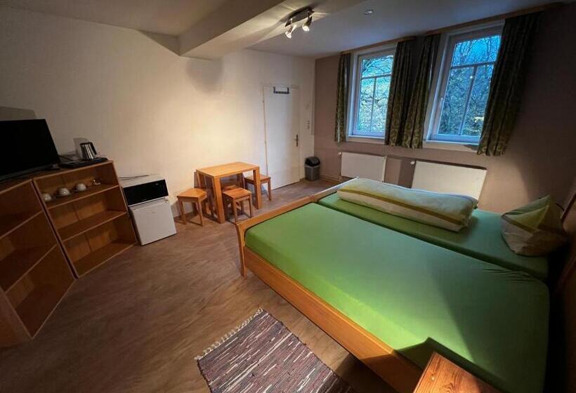 スタンダード4人部屋, Monteurunterkunft Zum Mohr