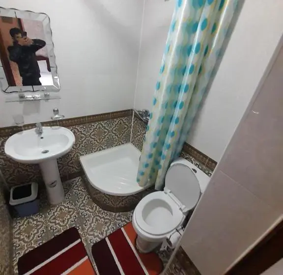 اتاق لوکس, Ravshan Guest House