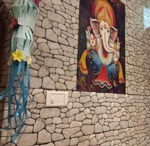 غرفة أساسية, Sai Homestay