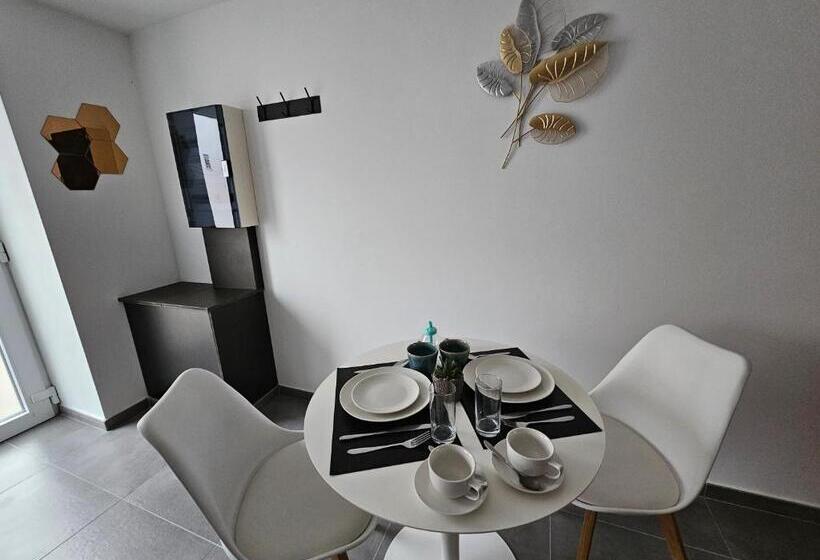 Номер Дюплекс, Appart Hôtel Trazegnies