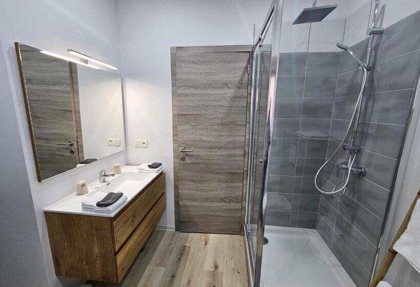 复式房间, Appart Hôtel Trazegnies