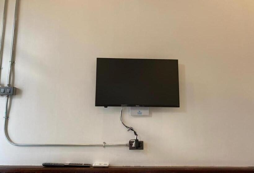 غرفة قياسية مزوَّدة بشُرفة, B2 Hotel Savannakhet