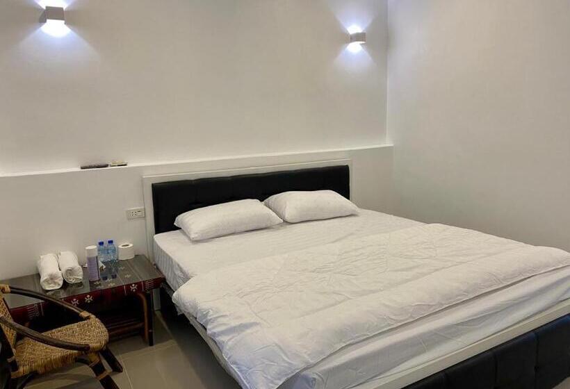 스탠다드 발코니 룸, B2 Hotel Savannakhet
