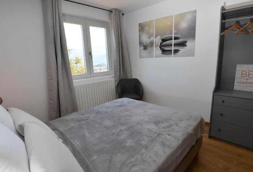 חדר סטנדרט, La Flémingîte