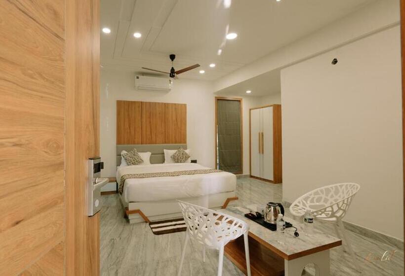 Номер Deluxe, Daksh Eden Greenz A Luxury Resort In Sasan Gir