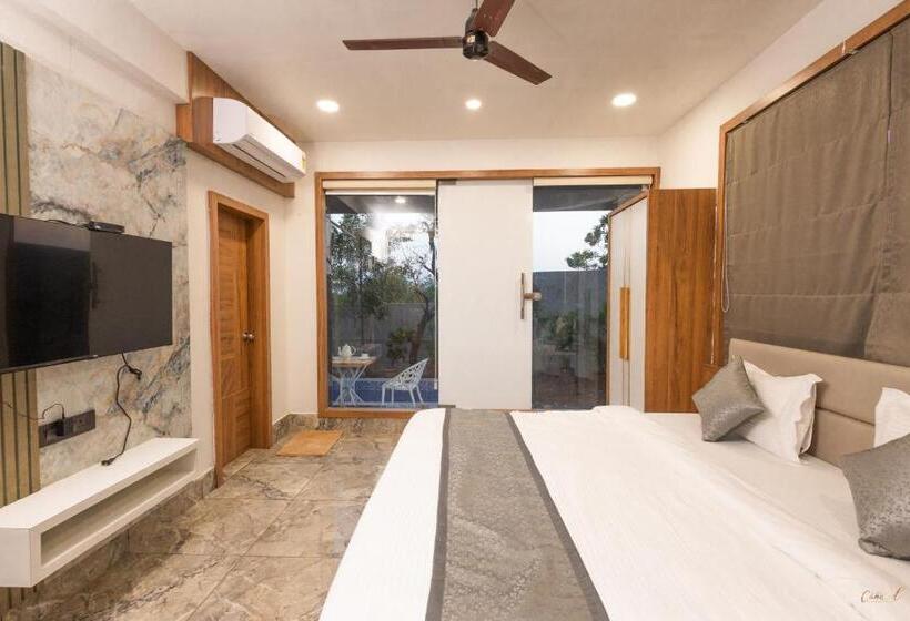 전용 풀장 스위트, Daksh Eden Greenz  A Luxury Resort In Sasan Gir