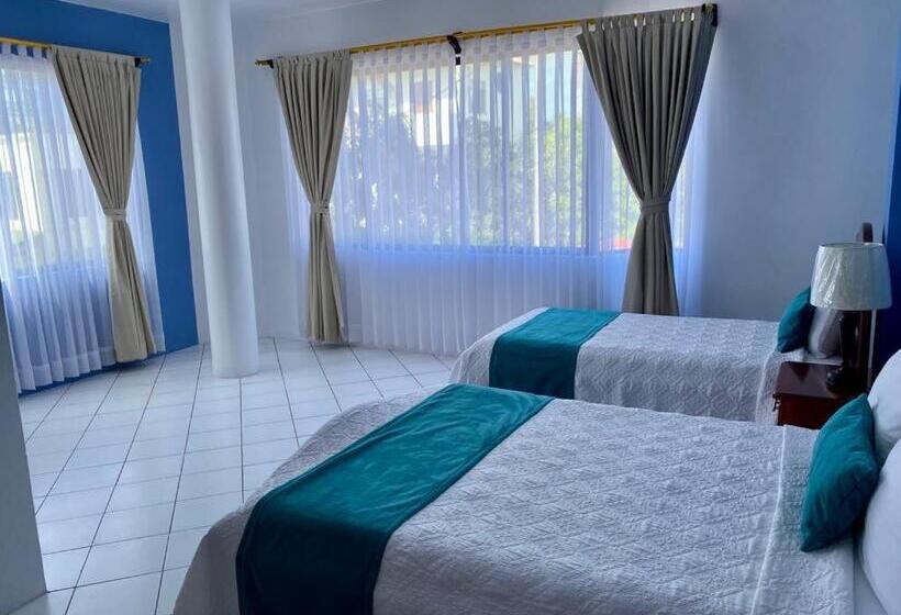 חדר סטנדרט, Jeniffer