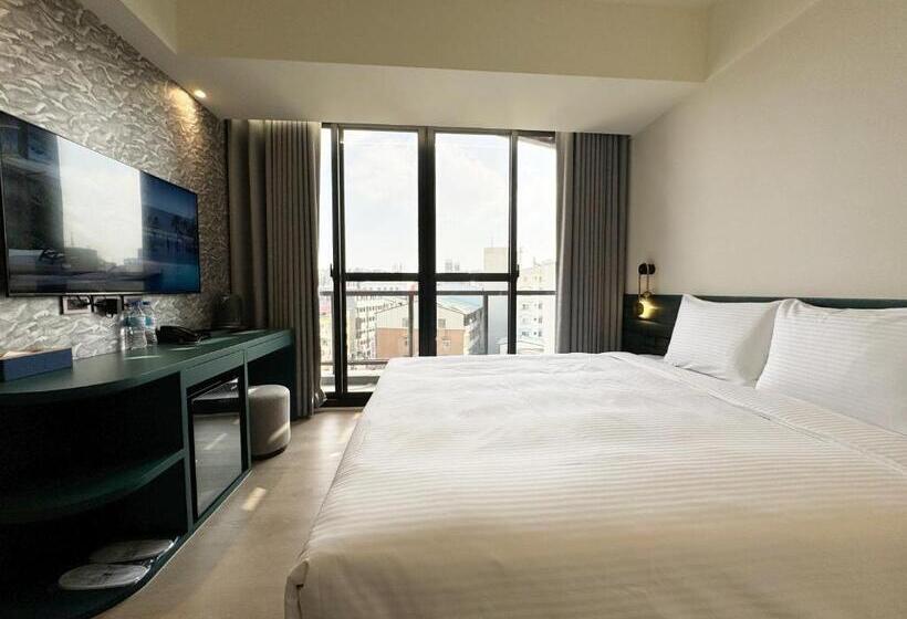 اتاق لوکس, Joie De Inn