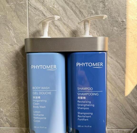 اتاق سوپریور سه تخته, Joie De Inn