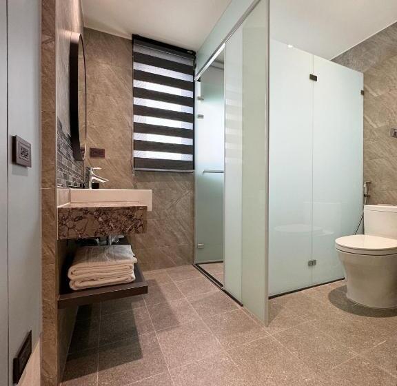 اتاق سوپریور چهار تخته, Joie De Inn