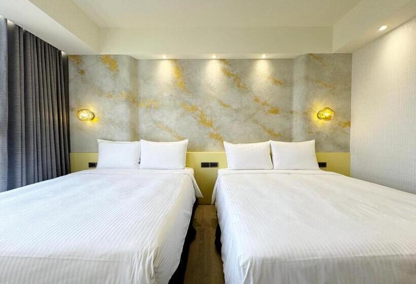 اتاق لوکس چهار تخته, Joie De Inn