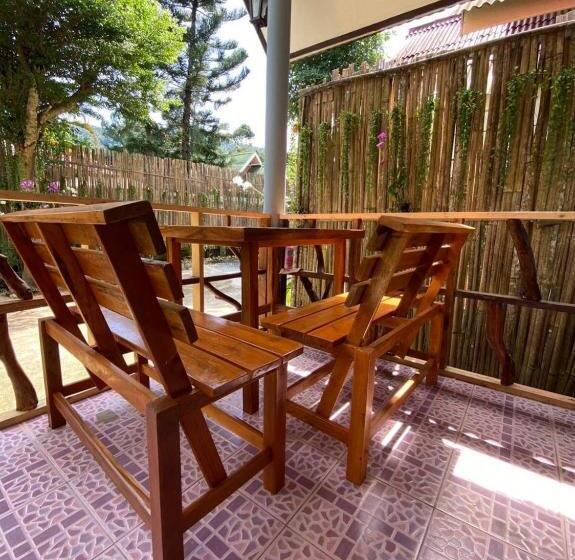 Люкс с Балконом, Kannika Resort