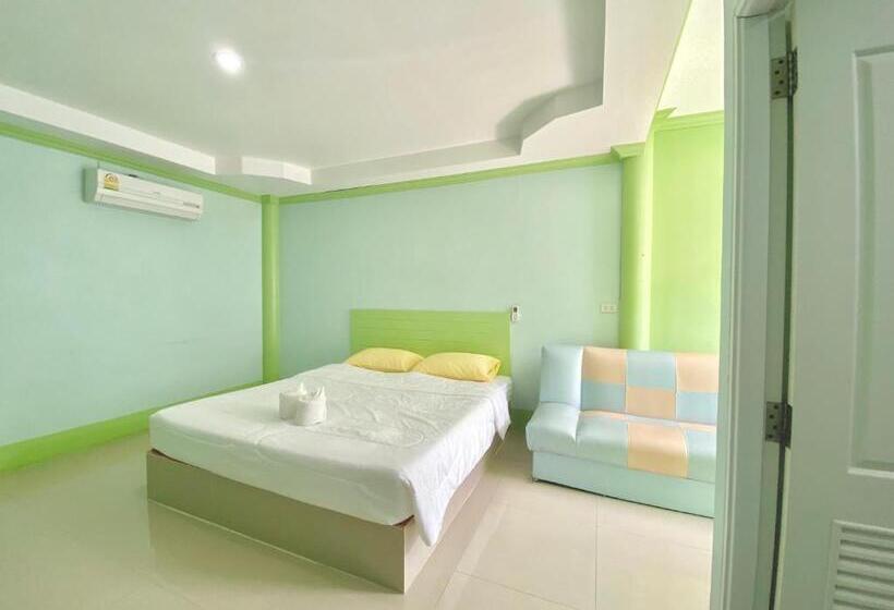 اتاق لوکس, The O Room