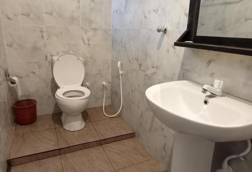 ファミリールーム, Wild Animal Viewpoint Udawalwe