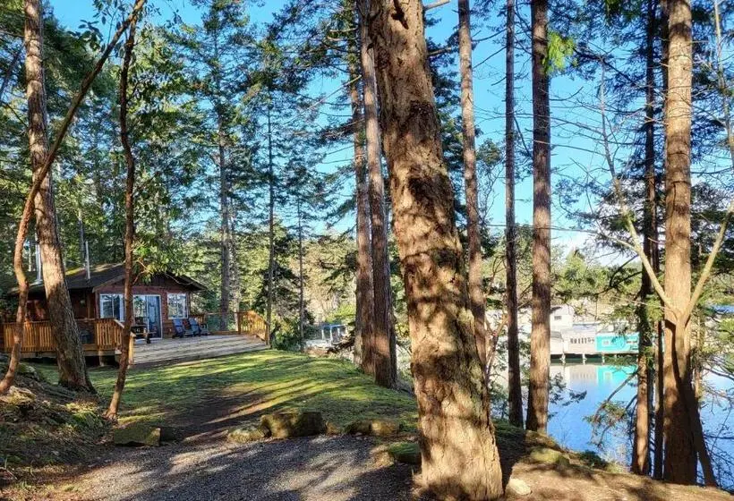 1ベッドルームハウス, Page S Resort & Marina