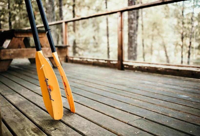 2间卧室的房子, Page S Resort & Marina