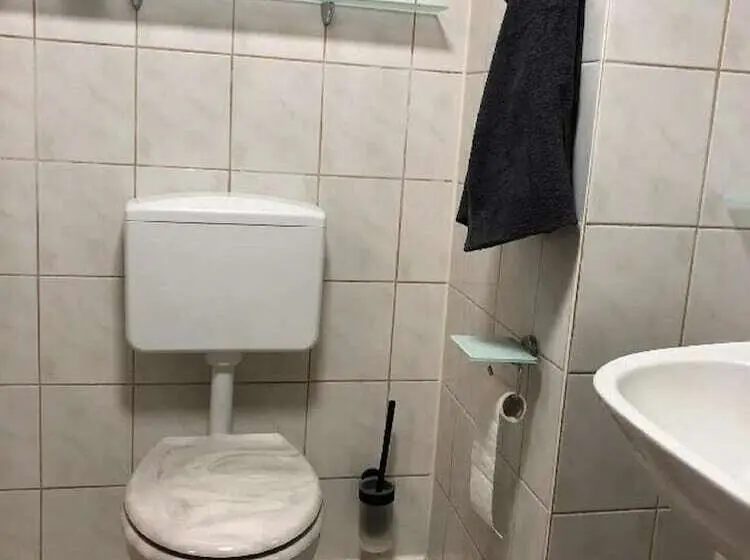 Standard-huone, Gästezimmer Zur Brücke