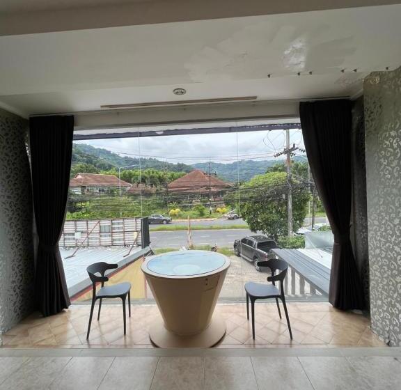 חדר סטנדרט נוף להרים, Petunya Phuket Guest House