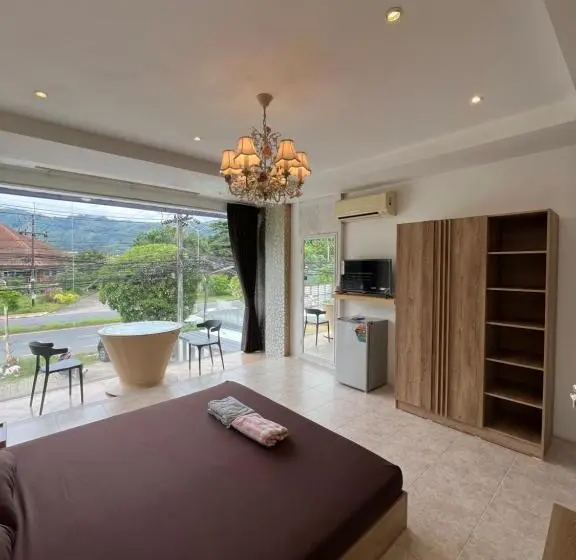 マウンテンビュースタンダードルーム, Petunya Phuket Guest House