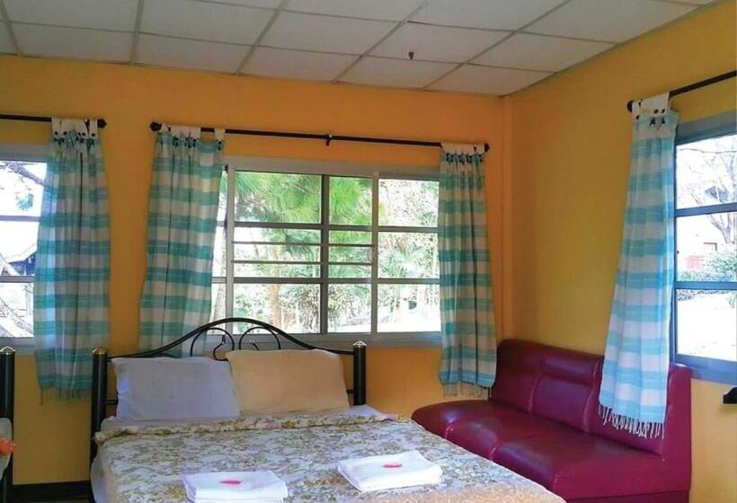 غرفة عائلية, Viewsuay Farsai Wangnamkaew