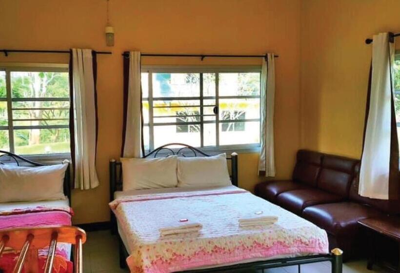 غرفة عائلية, Viewsuay Farsai Wangnamkaew