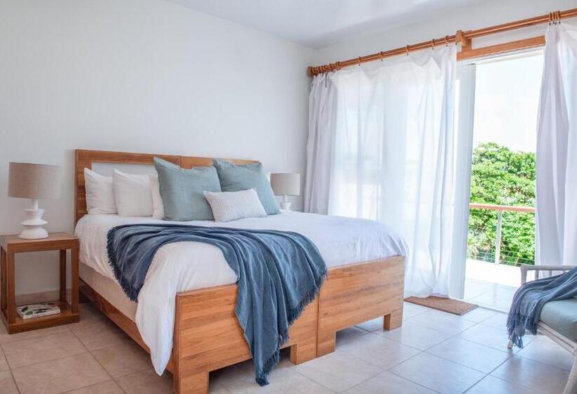 스위트 킹사이즈 침대, The Phoenix Resort