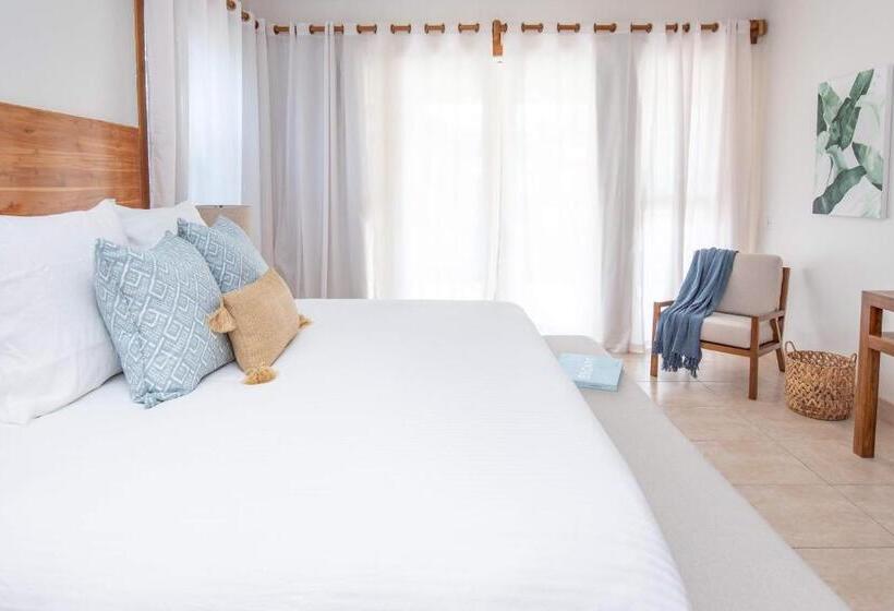 스위트 킹사이즈 침대, The Phoenix Resort