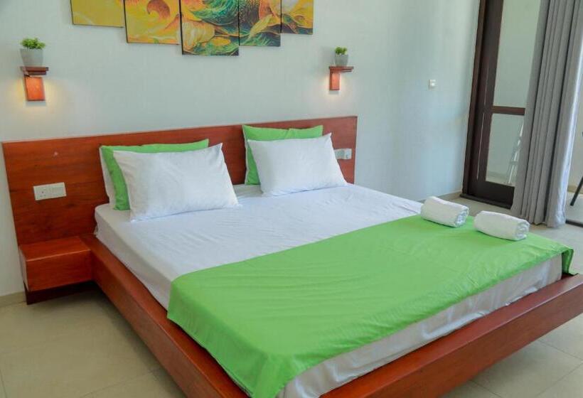 エコノミールーム, Travellers Hotel Hikkaduwa