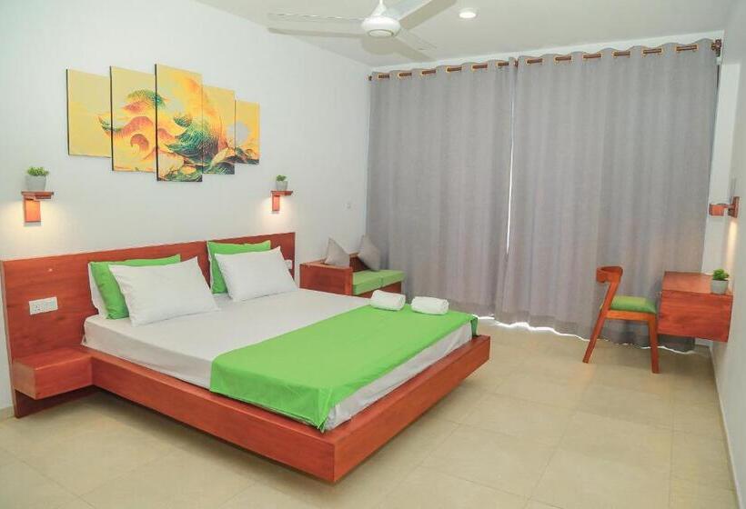 スタンダードルーム, Travellers Hotel Hikkaduwa