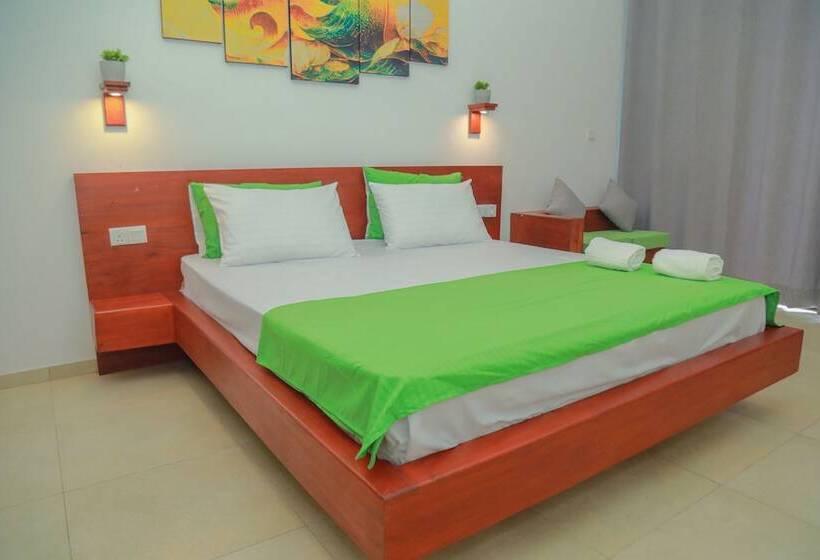 デラックストリプルルーム, Travellers Hotel Hikkaduwa