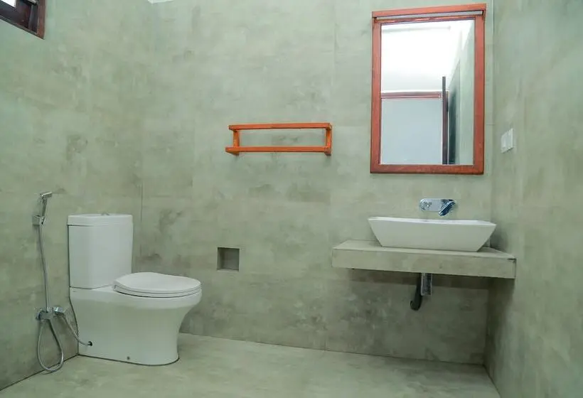 エコノミールーム, Travellers Hotel Hikkaduwa