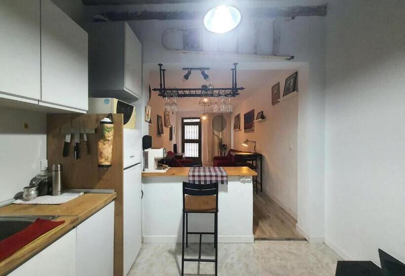 اتاق راحتی سه تخته, Viejo Hospedaje B&b